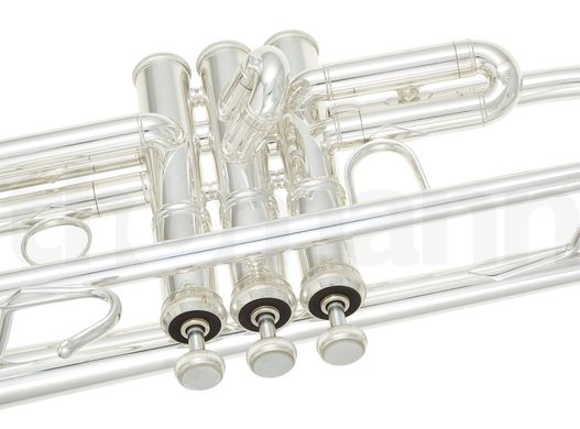 Bb-труба Bach LR 180-37S ML