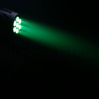 LED PAR multi-color Cameo Flat PRO PAR CAN 7 Spot