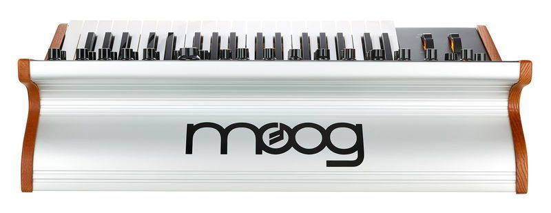 Аналоговый синтезатор Moog Subsequent 37